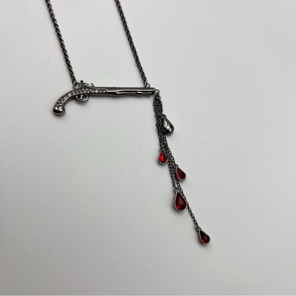 Swarovski x Pirates of the Caribbean Women’s Pendant Necklace Collectible Disney - Picture 6 of 14